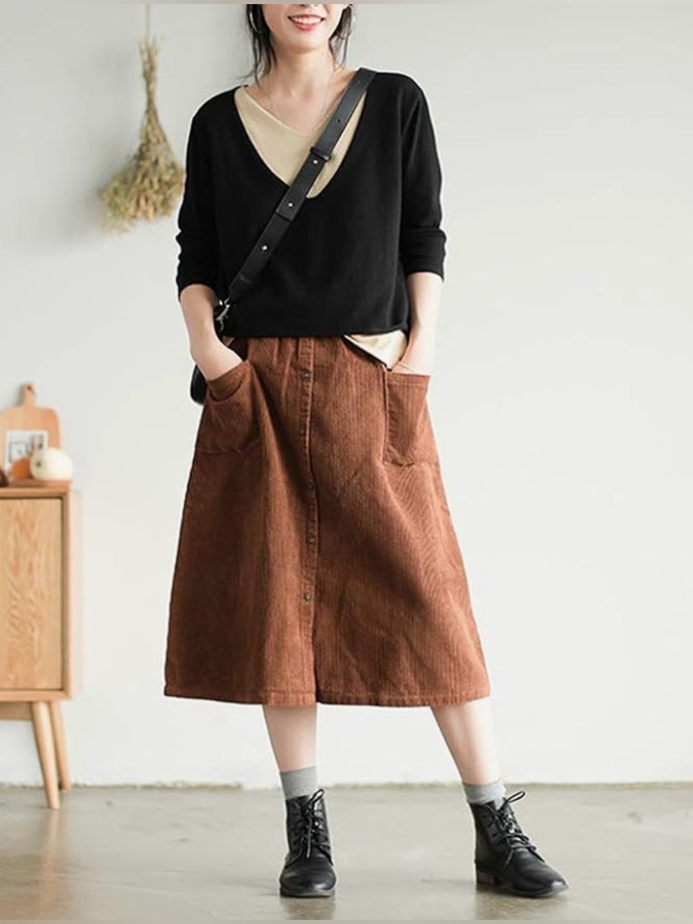 Minibee Women's Corduroy Brown Midi Skirt Size M